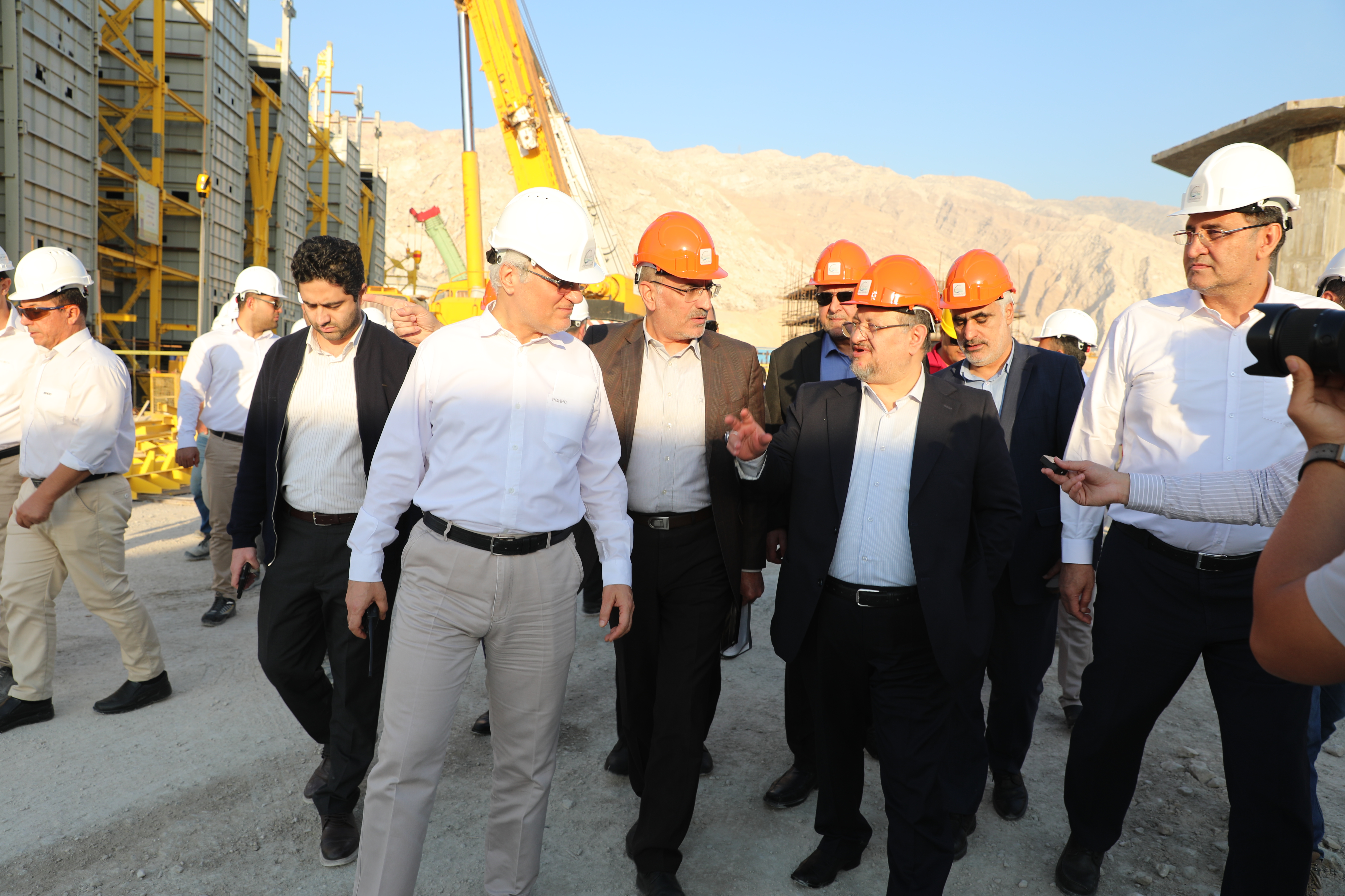 بازدید محمد شریعتمداری 1